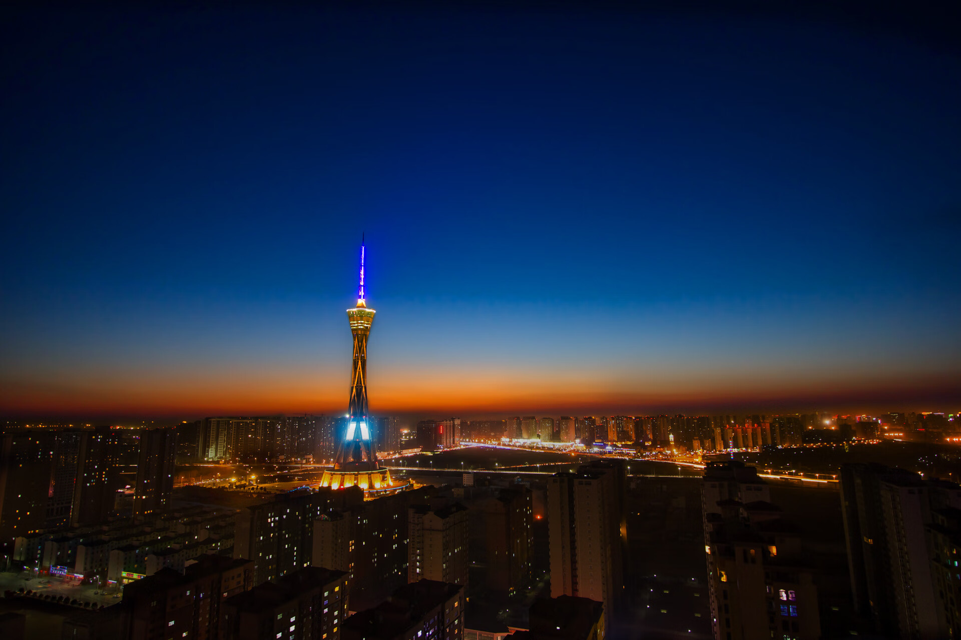 绿茵与硬木的交响，足球与篮球巅峰之战的胜利精神